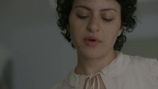 Alia Shawkat - прозрачная S04E02 (2017)