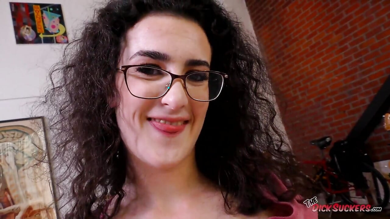 Lyra Lockhart pobrudzone okulary niegrzecznej dziewczyny