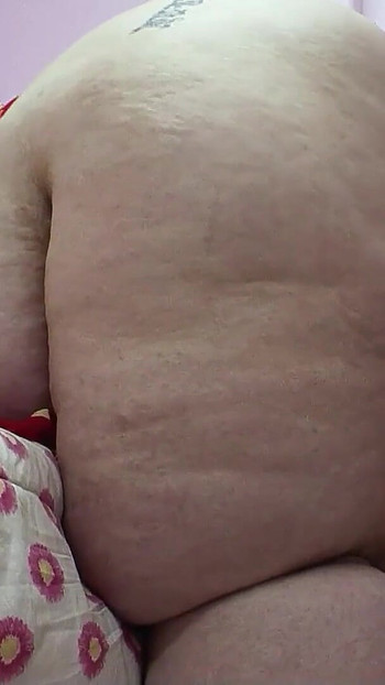 Unforgettable moment from "Extremely fat black and white women at rare Lesbian Sex"