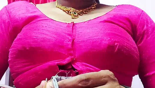 Hot and sexy aunty Apne bhatije ke sath Kiya sex big boobs