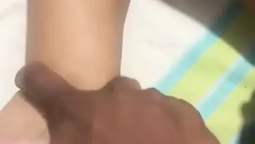 Evli kadın masaj yaptırıyor