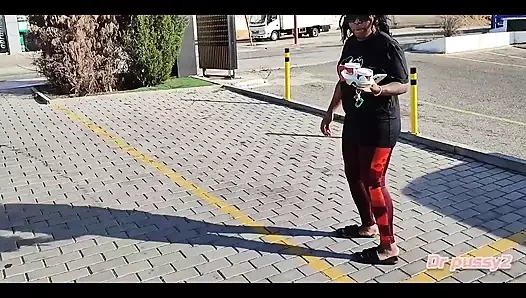 Dr Pussy2 - одаренный фейковый агент поймал неизвестной чернокожей и согласился заснять весь трах