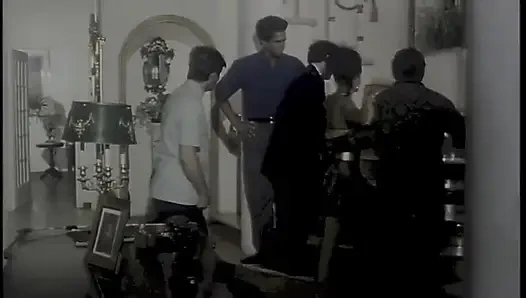 Eva Kocasının Kıskanç Olması Ve 3 Adamla Sikişmesi Umurumda Değil