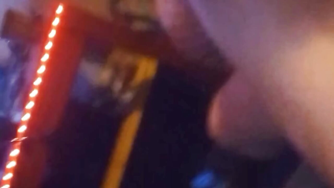 Vedere la persoana 1 cu muie cu amatoare cu sex oral adânc în gât cu plasă muie orală cu vedere la persoana 1, sissy Molly Jade oferă o muie intensă cu vedere la persoana 1