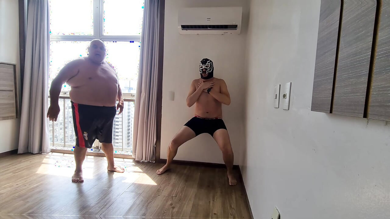 Maskeli azgın kadın ve kavga eden bubba: son güç testi (jobber Lost)