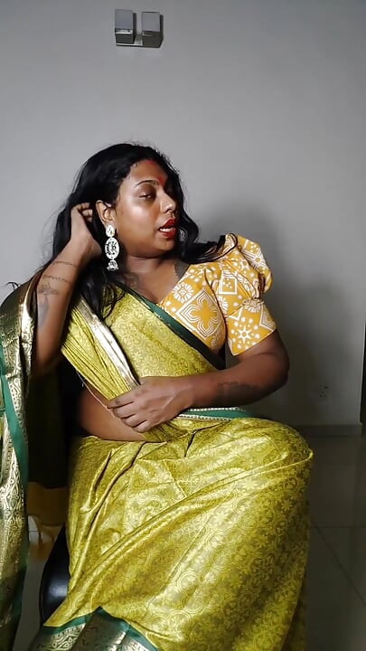 Thevudiya Mamiyar Ilaria Teaching Her Marumagal How to Be a Proper Slut