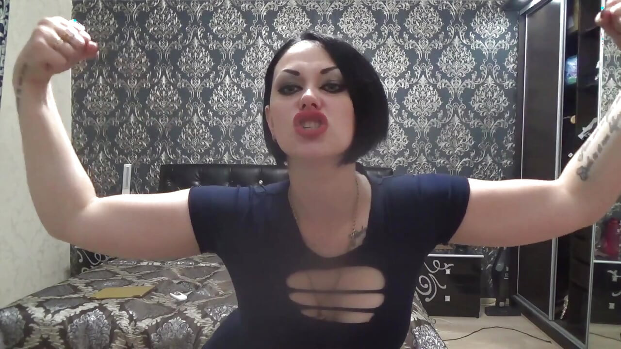 Humiliation, biceps worship, goddess worship for you ! Obey wallet!