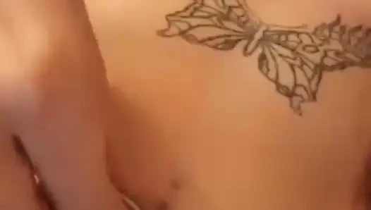 Kompilasi main bellybutton