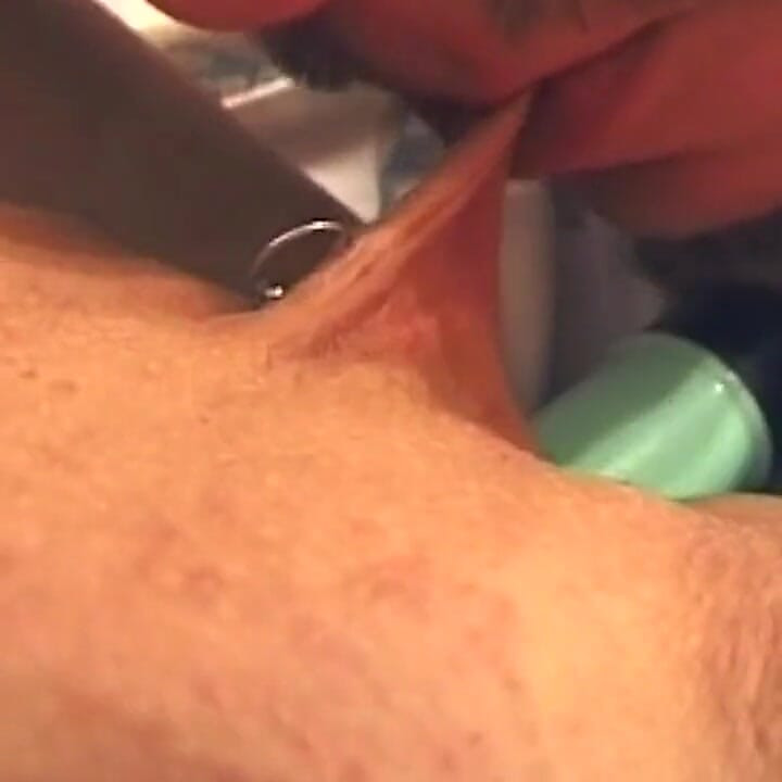 Brunette Babe Fingers Dripping Pussy to Squirting Orgasm