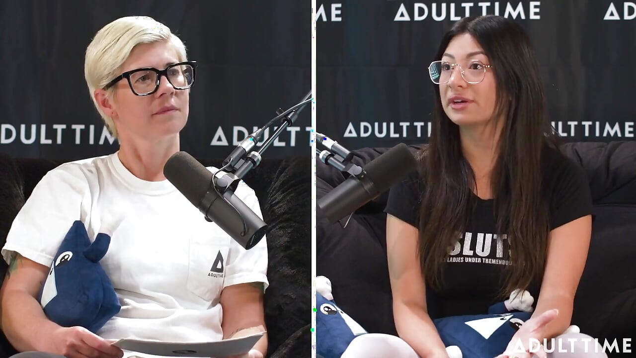 Cami Strella preživljava kult, TikTok slavu i nemonogamiju The Adult Time Podcast