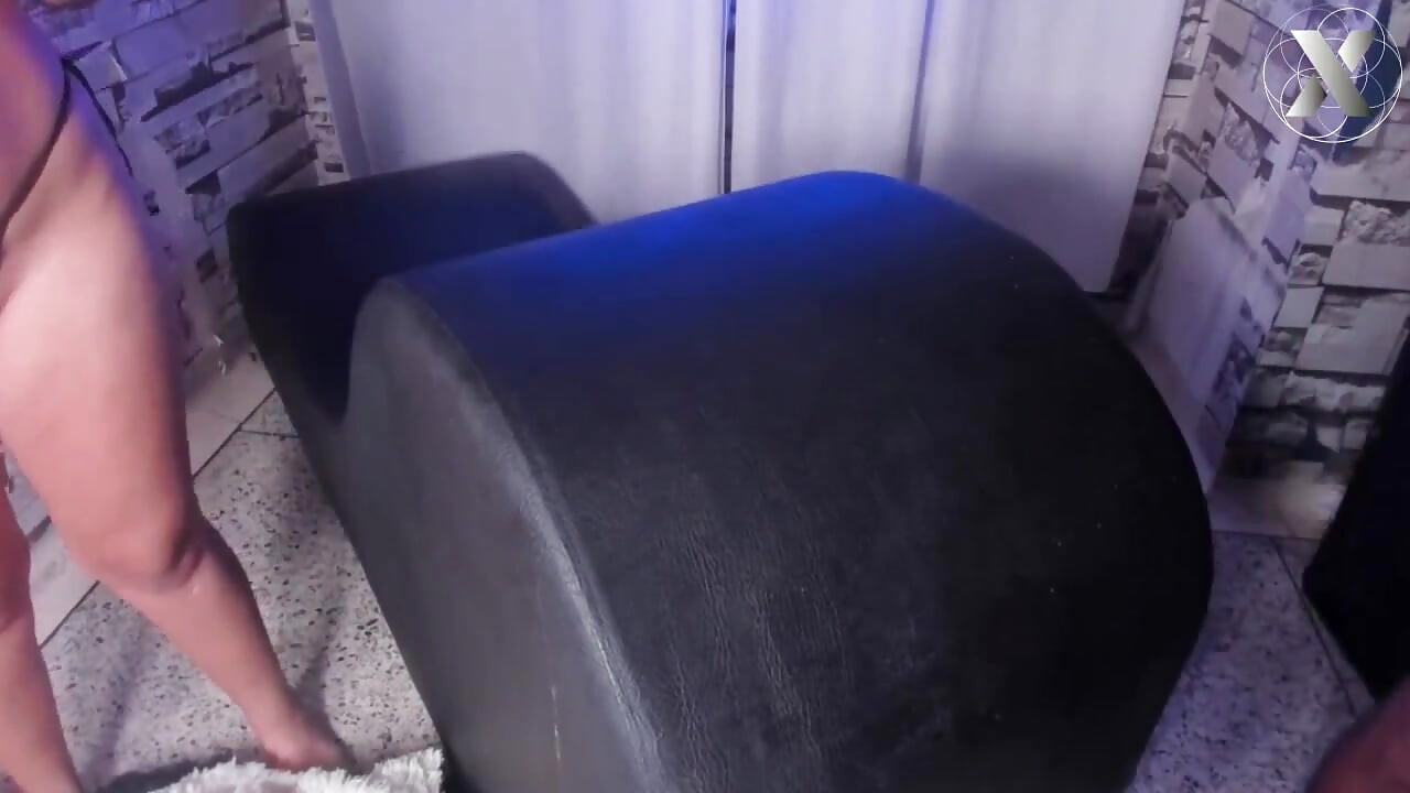 Sex oral cu mult zgomot și salivă