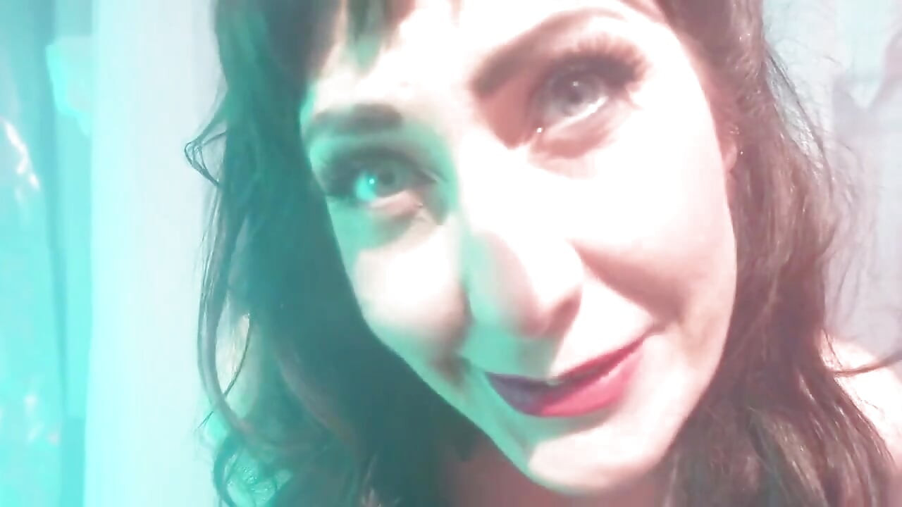 Dreamy Stepmommy POV Sex & Facial Finish