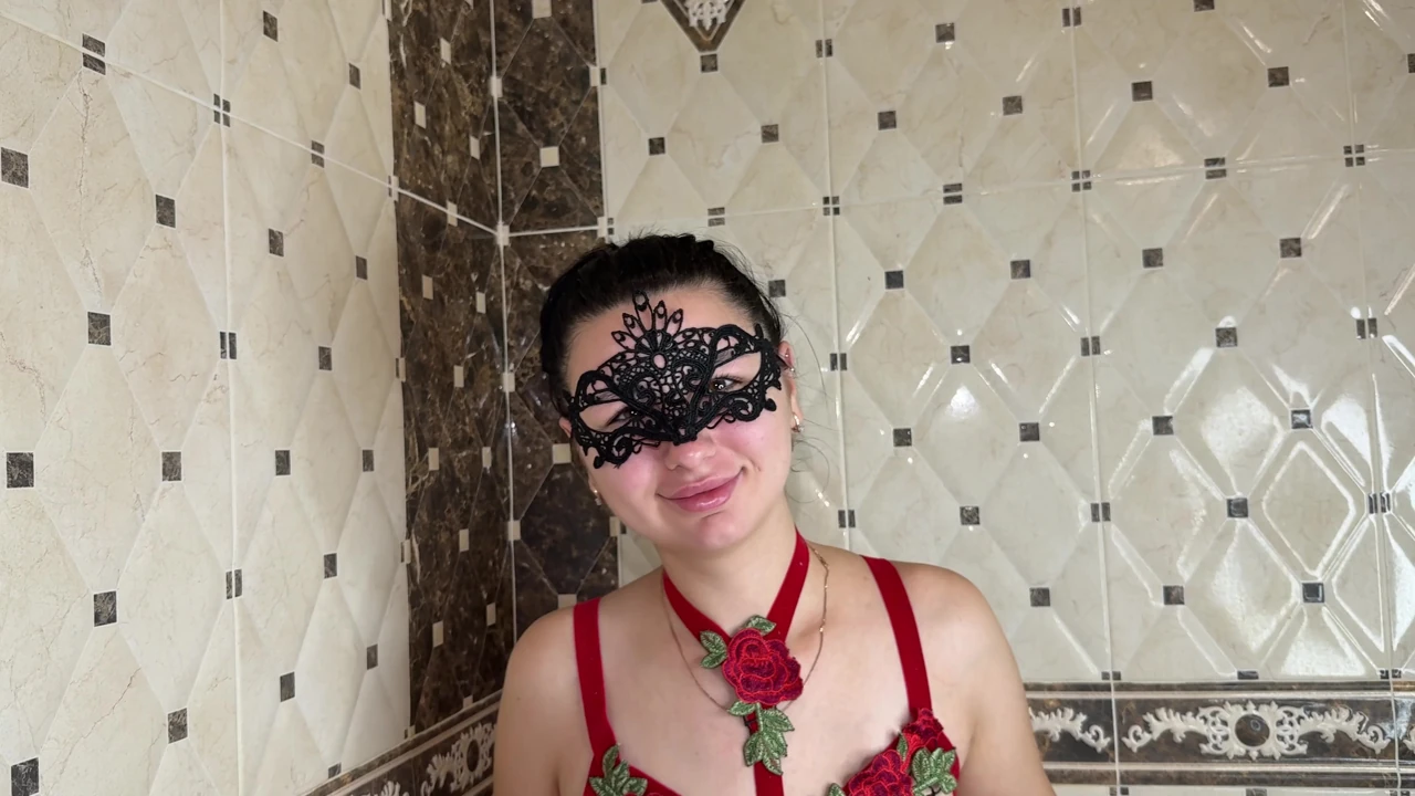 Natural hairy young body! Shaving hairy armpits! Epilation of armpits with an epilator! Depilation!