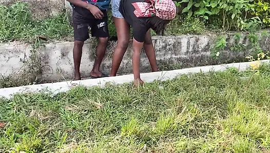 Dışarıda sikiş mantıklı tho