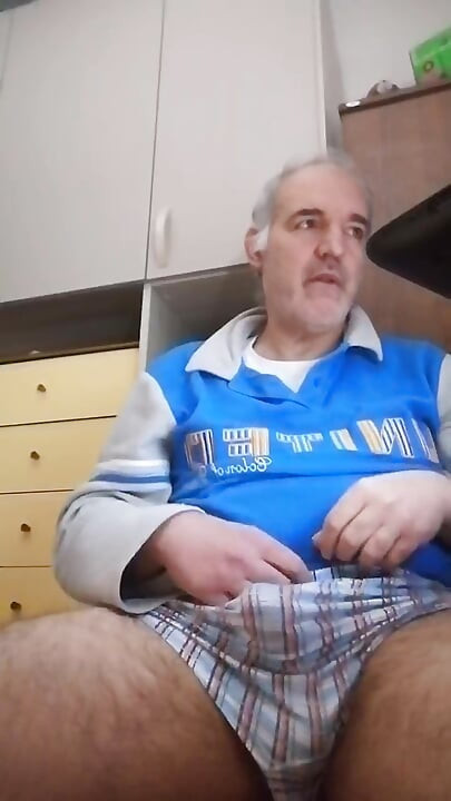 Występ na żywo, gdzie masturbuję się dla moich fanów