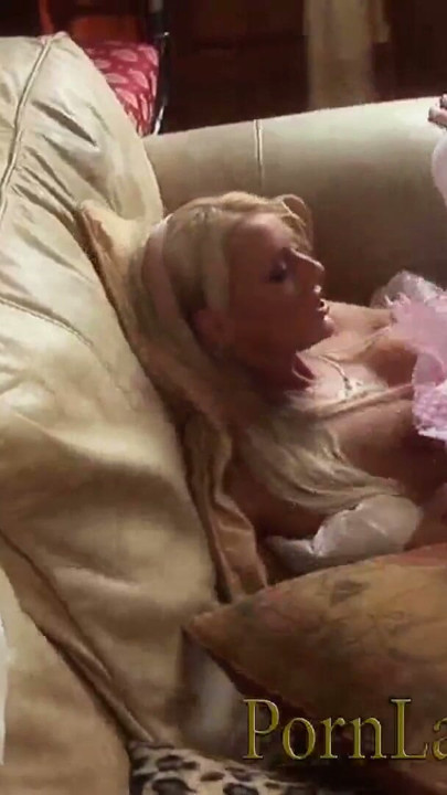 Fucking a blonde princess in pink - upskirt on a couch | Clip 1