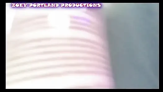 Zoey portland hängt rum