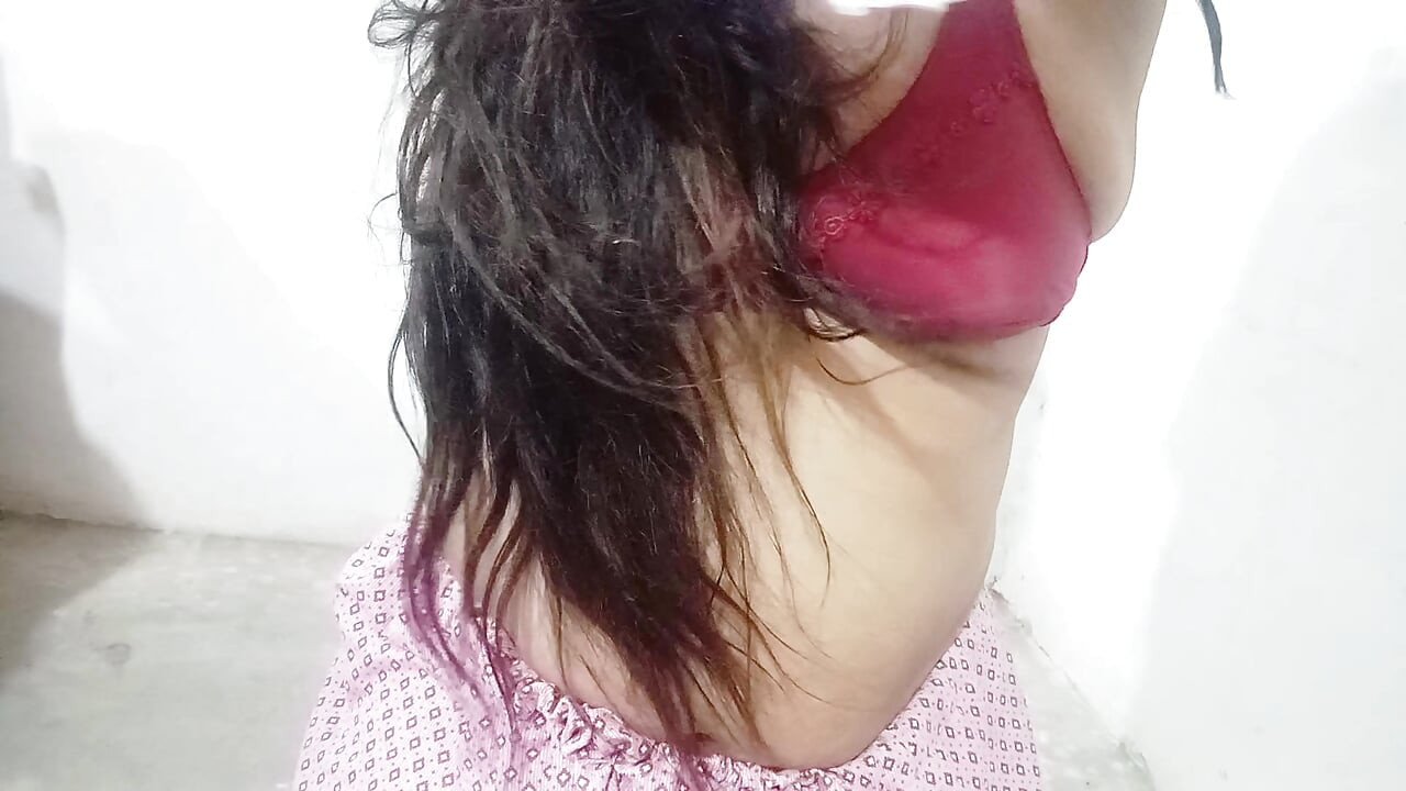 Fudi ki chudai masti mahal maan, koi video banane ke liya chodni aayga maj?
