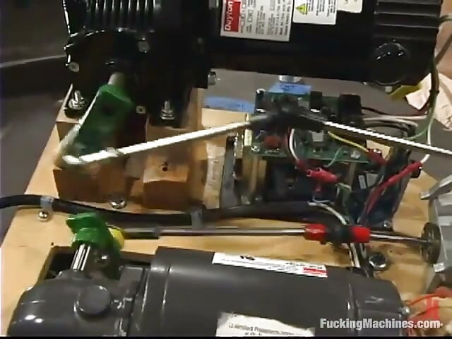 アナルクイーン