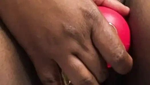 Playing with this fat pussy