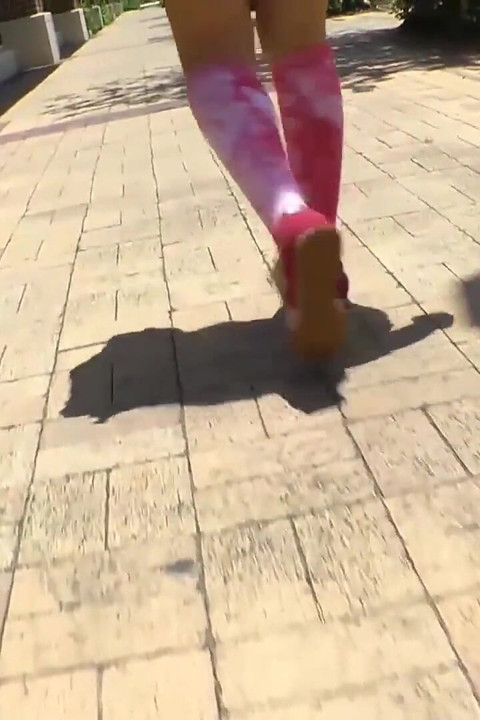 Street pickup Wwth Natalia Brooks turns into a first footjob!