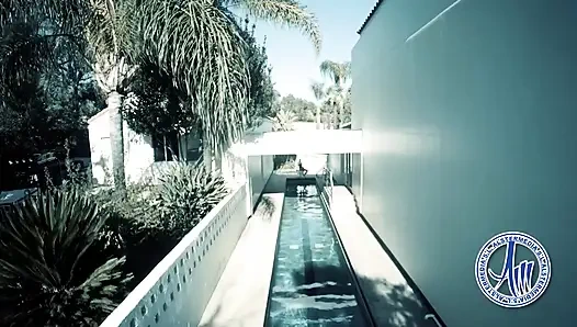 Memek be basah dan lesbian sange!