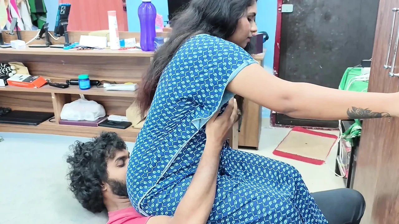 Nighty hot romance with wife by husband part - 2, Mallu hot couple romance in bedroom