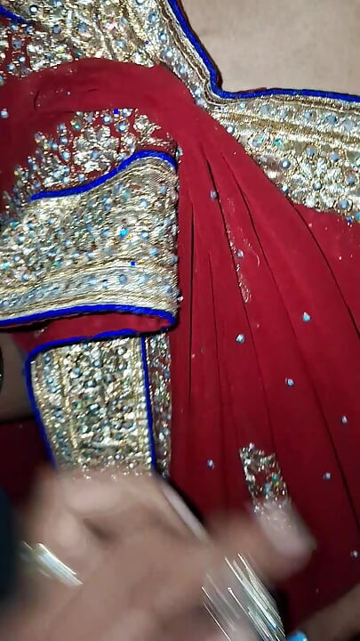 Indiana Suhagrat marido