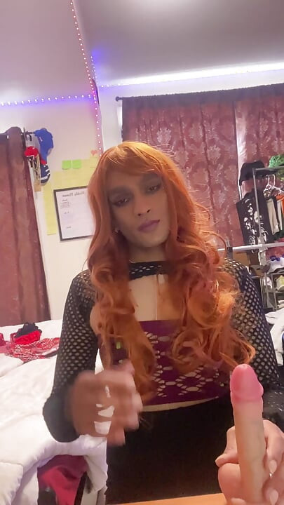 HOT INDISK FEM DRENG CROSS KJOLE HUN MANDLIGE TRANS DAME DRENG TÆVE TØS LUDER