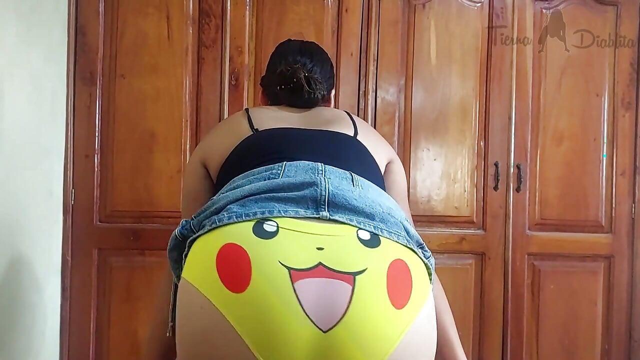 POV: the Otaku Girl Put Her Ass on My Cock and Squeezed It Until I Was Dry