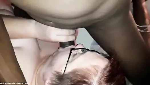 Polonyalı ssbbw yatağa bağlı sikimle sikişiyor ve dildo fışkırtarak orgazm oluyor