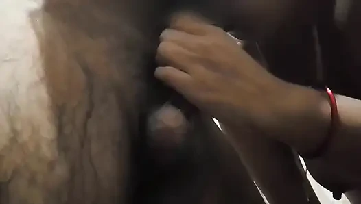 Husband and wife have sex in the bathroom and then suck his milk.