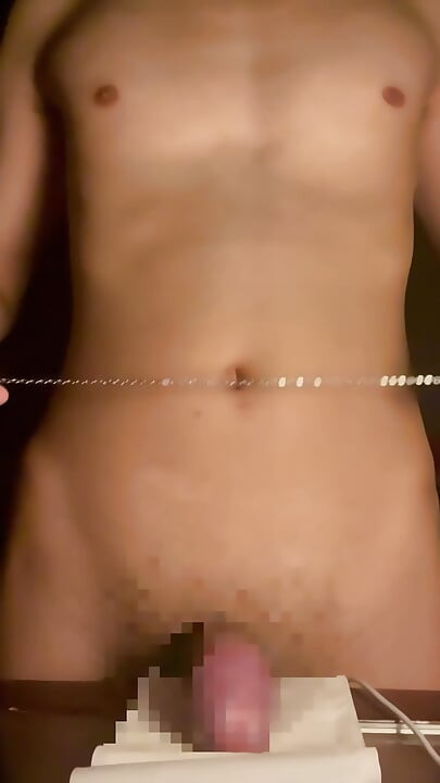 Nipple cums using chain
