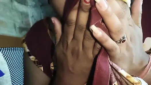 Water came out of the hand of brother-in-law's penis, desi sexy video, sexy video, sex video.