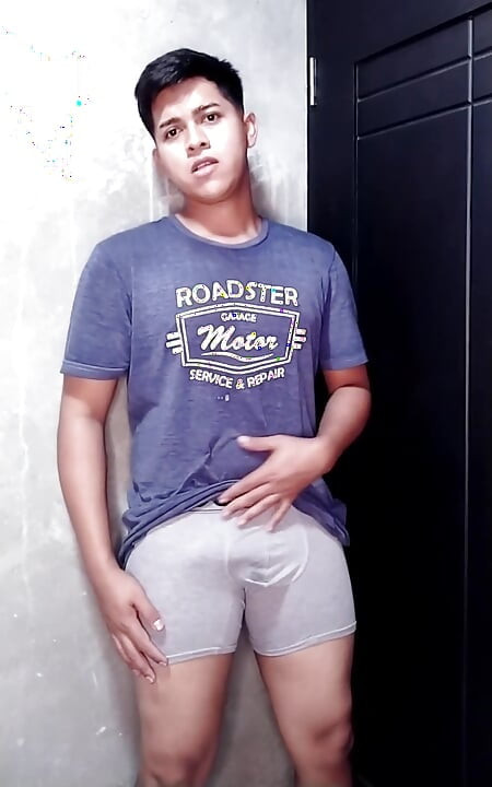 Богато проникване на Алън Токърс