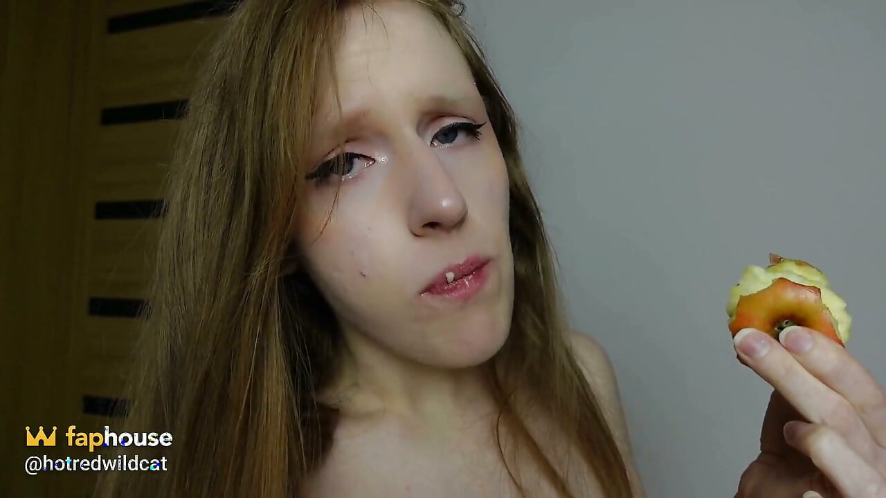 Asmr Jilat Apel Sambil Bugil
