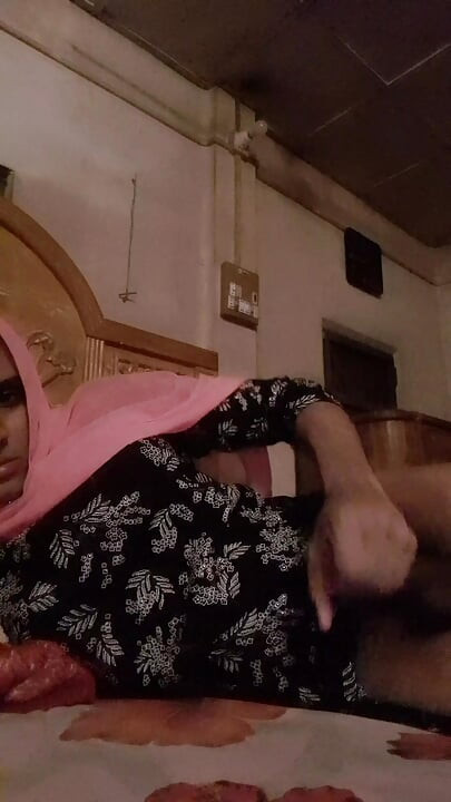 Asian hot Hijabi Shemale masterbation for her