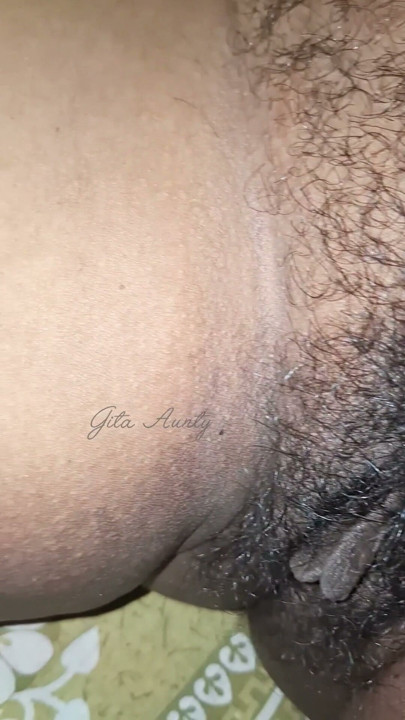 Vídeo de massagem nos genitais da esposa - Parte 2 | Clipe 2