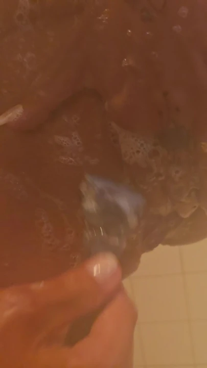 Shaving my pussy