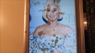 Katy Perry kommt mit Sperma-Tribut 15