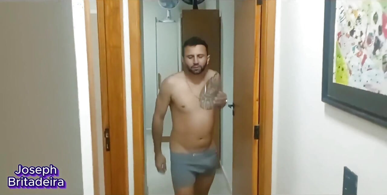 Eating the Old Lady's Pussy First Thing in the Morning