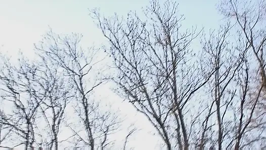 Грязных девушек хардкорно выебали в привлекательном групповом сексе