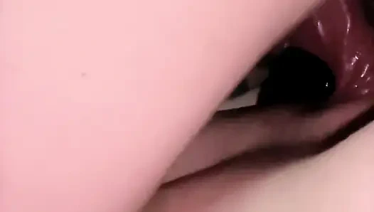 And Suddenly I Realized I Was Dating the Famous Gangbang Girl