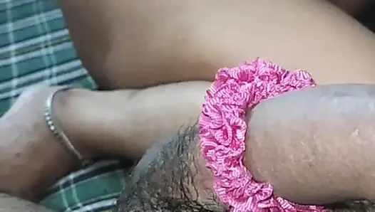 Desi Priya Bhabhi Give Footjob and Blojob Handjob Vum in Mouth