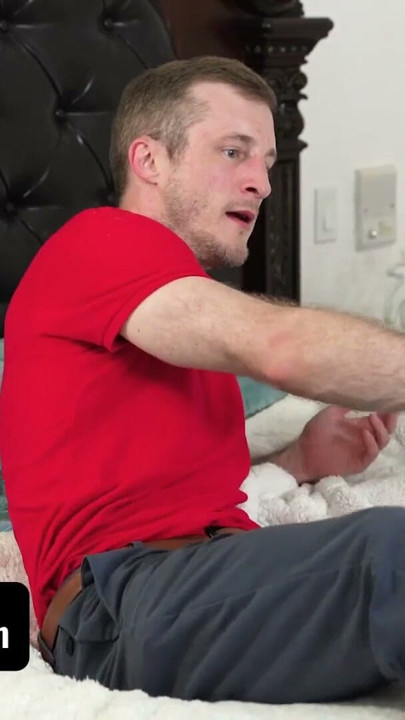 Sneaky Stepdad And Lusty Stepdaughter Fuck Around Behind Poor Stepmom's Back - FamilyStrokes | Clip 2