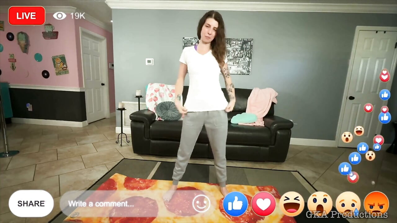 Livestream Strip Surprise - Nikki Brooks Embarrasses Destiny Love on Cam