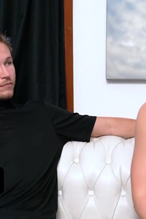 Thick Blonde Sophia Burns, Coco Lovelock & Billy Boston in Wild Group Fuck