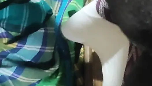 Puusy'de sünnetsiz tam romantizm boşalması