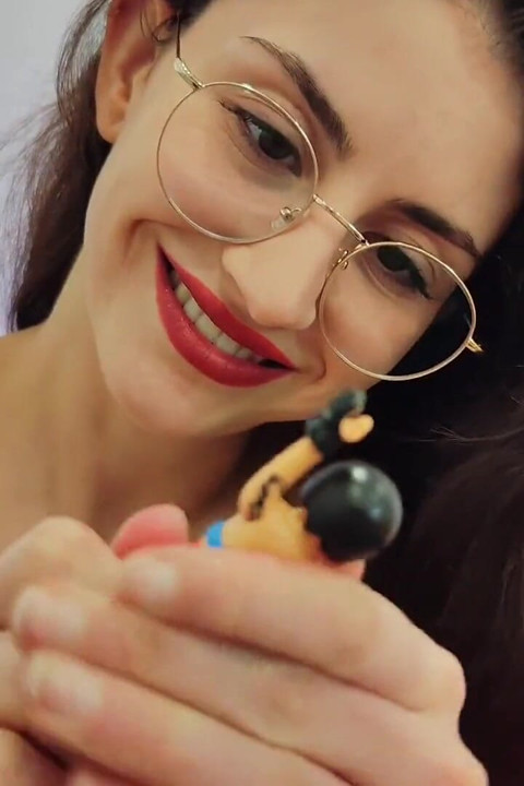 Fetiş playmobil figurine üveula dev kadın tarafından yeniyor
