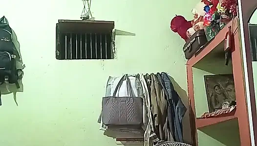 Üvey Erkek Kardeş Üvey Kız Kardeşini Sikiyor